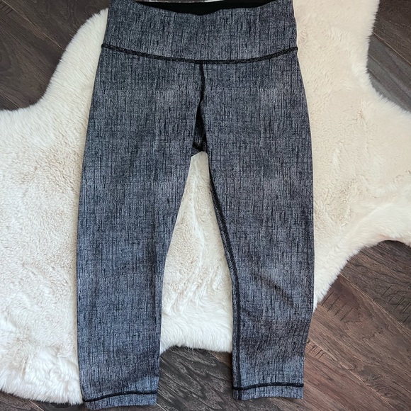 Lululemon Wunder Under Burlap Texture Cropped Leggings Size 4 - Picture 5 of 16